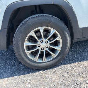 صورة مصغرة 19 لـ 2019 JEEP CHEROKEE LATITUDE PLUS