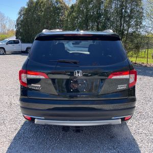 HONDA PILOT TOURING W/REAR CAPTAIN'S CHAIRS - 6