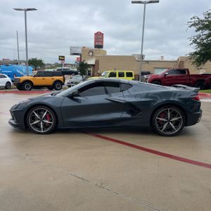 CHEVROLET CORVETTE STINGRAY - 3