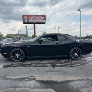صورة 3 لـ 2012 Dodge CHALLENGER R/T