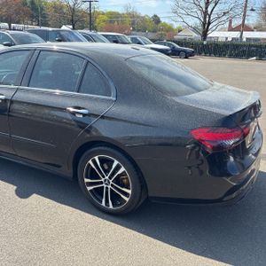 MERCEDES-BENZ E-CLASS - 6