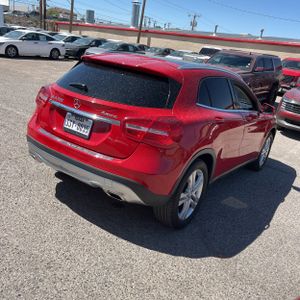 MERCEDES-BENZ GLA - 8