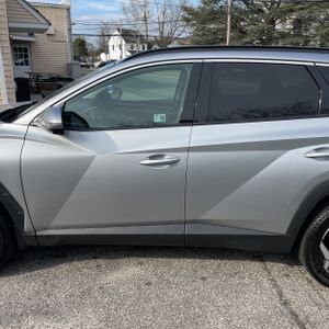 HYUNDAI TUCSON LIMITED - 4