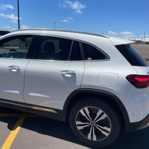 MERCEDES-BENZ GLA - 6