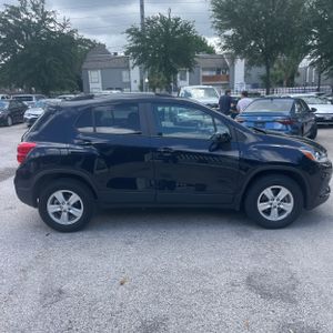 CHEVROLET TRAX LT - 10