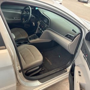 2020 Hyundai ELANTRA SE — миниатюра 33
