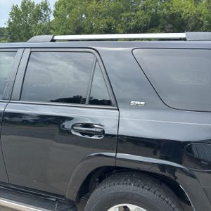 2019 Toyota 4RUNNER SR5 照片 6