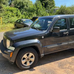 صورة 2 لـ 2010 JEEP LIBERTY SPORT
