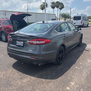 FORD FUSION SE - 7