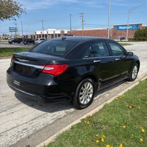 CHRYSLER 200 LIMITED - 8