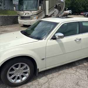 2005 Chrysler 300 C — фото 2