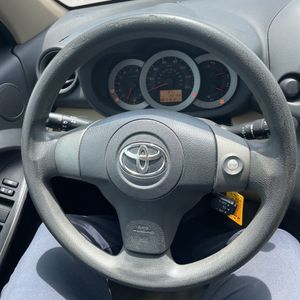 صورة مصغرة 59 لـ 2010 Toyota RAV4 BASE