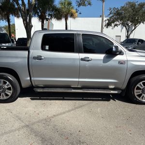 صورة 11 لـ 2021 Toyota TUNDRA 1794 EDITION