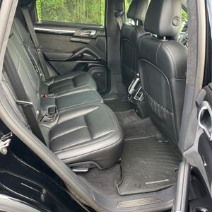 صورة 35 لـ 2018 Porsche CAYENNE GTS