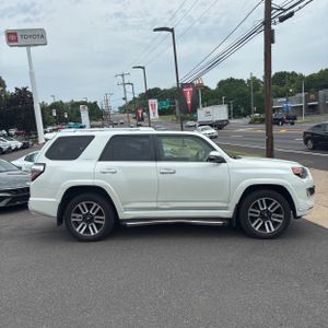 2023 Toyota 4RUNNER LIMITED photo 10