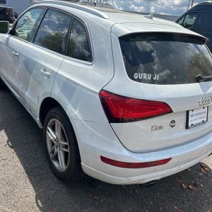 AUDI Q5 2.0T PREMIUM - 5