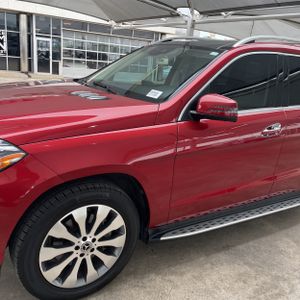 MERCEDES-BENZ GLS - 2