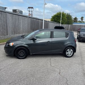 2016 Chevrolet SONIC LT AUTO 照片 3