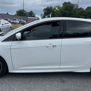 صورة 4 لـ 2017 FORD FOCUS ST