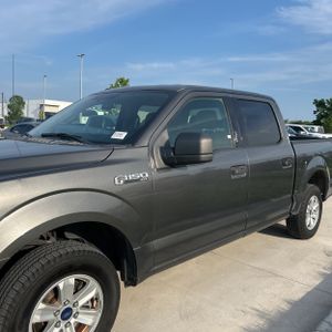 FORD F-150 XLT - 2