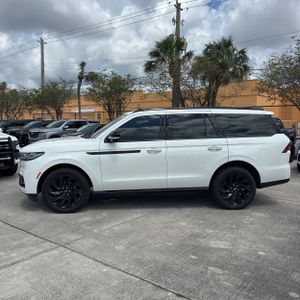 LINCOLN NAVIGATOR RESERVE - 3