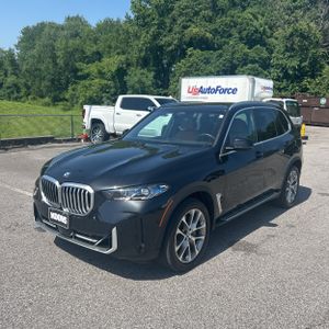صورة 1 لـ 2025 BMW X5 XDRIVE40I