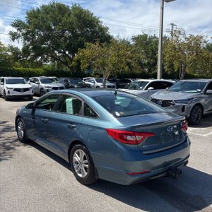 HYUNDAI SONATA SE - 5