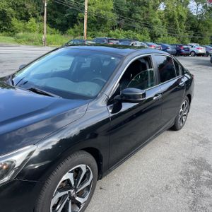2017 Honda ACCORD EX-L — фото 2