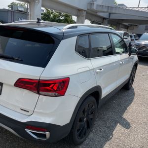 صورة 7 لـ 2023 Volkswagen TAOS SE 4MOTION