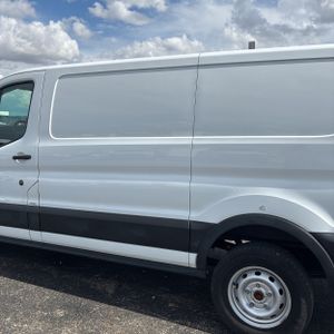 FORD TRANSIT-250 CARGO VAN - 6