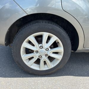2012 KIA SOUL + thumbnail 19