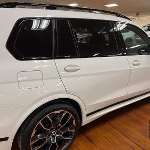 BMW X7 M60I - 9