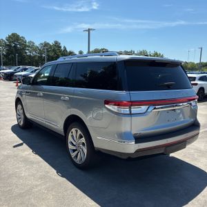 2024 Lincoln NAVIGATOR RESERVE photo 5