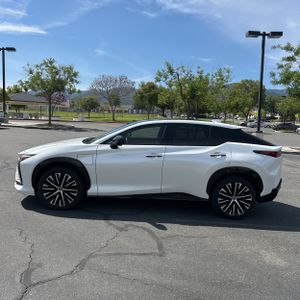 LEXUS RZ 450E PREMIUM - 3