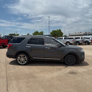 FORD EXPLORER LIMITED - 10
