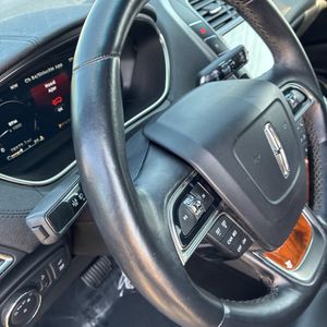 2019 Lincoln NAUTILUS RESERVE thumbnail 63