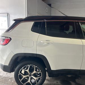 JEEP COMPASS LIMITED 4X4 - 9