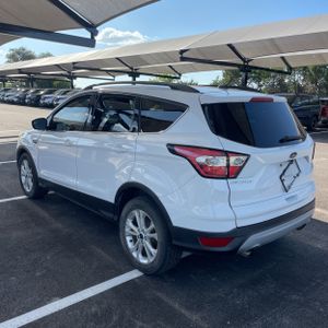صورة 5 لـ 2018 FORD ESCAPE SE