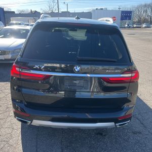 BMW X7 XDRIVE40I - 7