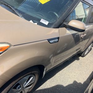 2016 KIA SOUL BASE photo 2