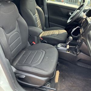 2021 JEEP RENEGADE LATITUDE 缩略图 30
