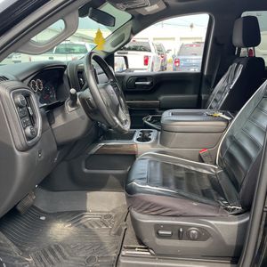 صورة 27 لـ 2020 Chevrolet SILVERADO 1500 RST