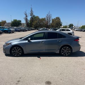 صورة 3 لـ 2021 Toyota COROLLA SE