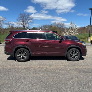 TOYOTA HIGHLANDER - 10