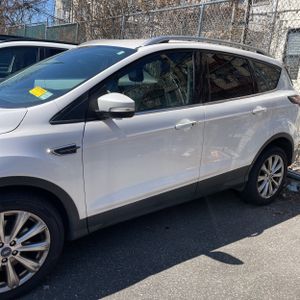 FORD ESCAPE TITANIUM - 2