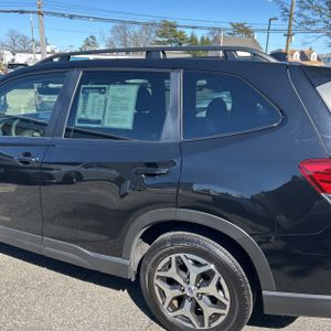 SUBARU FORESTER PREMIUM - 6