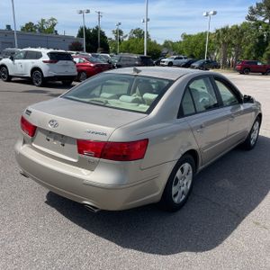 HYUNDAI SONATA GLS V6 - 8