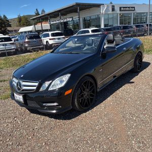 MERCEDES-BENZ E-CLASS - 1