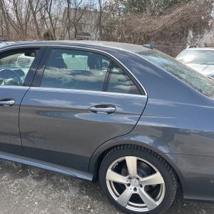 MERCEDES-BENZ E-CLASS - 6