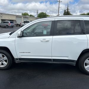 JEEP COMPASS LATITUDE - 4